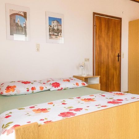 Apartments Pahljina Palit Екстер'єр фото