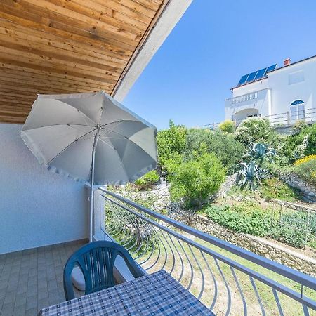 Apartments Pahljina Palit Екстер'єр фото