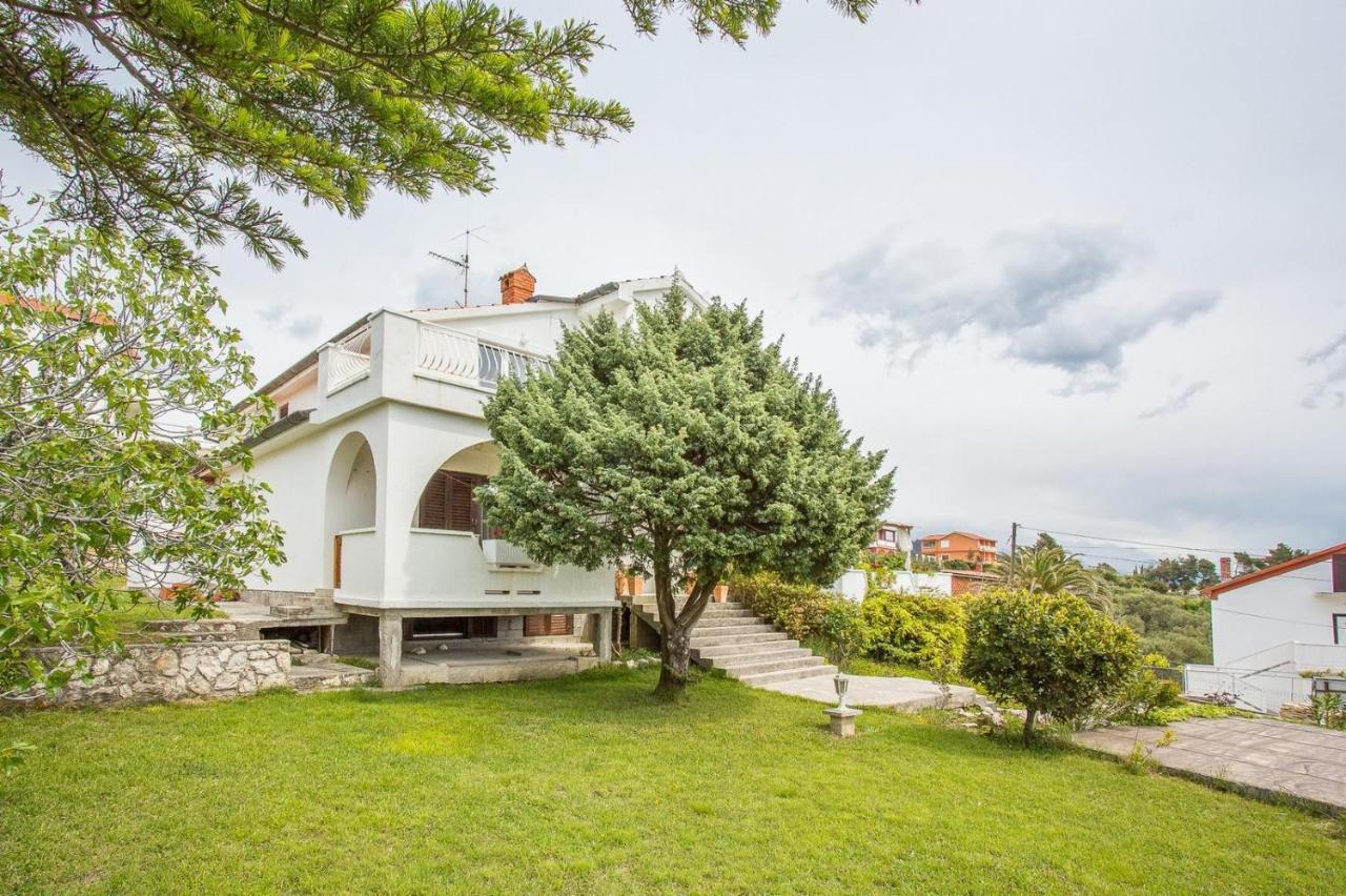 Apartments Pahljina Palit Екстер'єр фото
