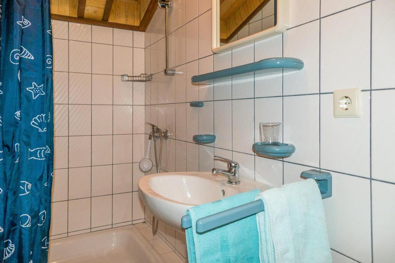 Apartments Pahljina Palit Екстер'єр фото