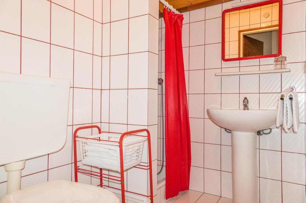 Apartments Pahljina Palit Екстер'єр фото